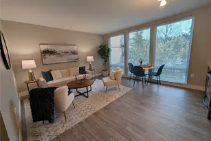11415 Slater Ave NE, Kirkland, WA 98033 - Photo 4
