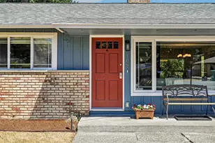 108 N 184th St, Shoreline, WA 98133 - Photo 2