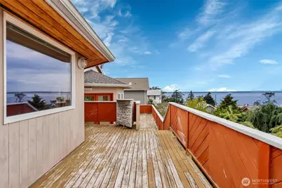 876 Rocky Point Drive, Camano Island, WA 98282 - Photo 4
