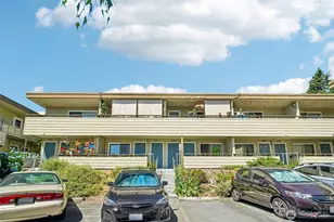 901 5th Ave N, Seattle, WA 98109 - Photo 2