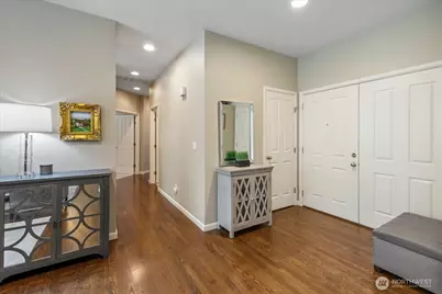 469 243rd Place SE, Sammamish, WA 98074 - Photo 4