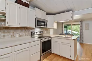 4039 SE Harriet St, Port Orchard, WA 98366 - Photo 6
