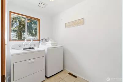 11822 37th Drive SE, Everett, WA 98208 - Photo 24