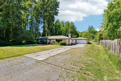 10204 21st Ave W, Everett, WA 98204 - Photo 2