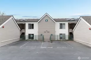 15315 Sunwood Blvd, Tukwila, WA 98188 - Photo 20