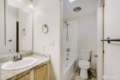 11114 NE 125th Lane #G325, Kirkland, WA 98034 - Photo 14