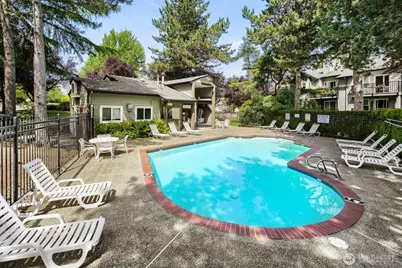 11114 NE 125th Lane #G325, Kirkland, WA 98034 - Photo 20