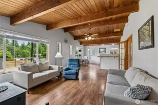 1636 Hemlock Dr, Camano Island, WA 98282 - Photo 10
