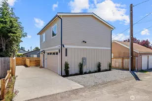 2526 State St, Everett, WA 98201 - Photo 2