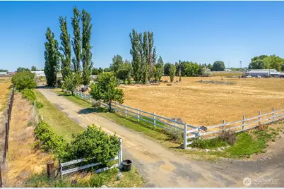 10820 Dune Lake Loop SE, Moses Lake, WA 98837 - Photo 1