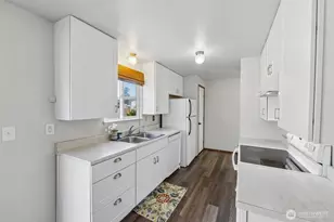 9024 E G St, Tacoma, WA 98445 - Photo 14