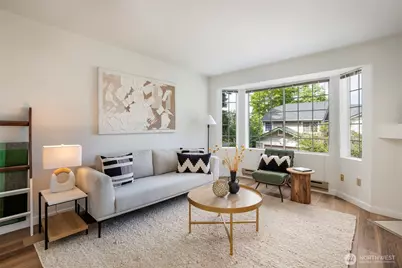 604 122nd Avenue NE #3, Bellevue, WA 98005 - Photo 4