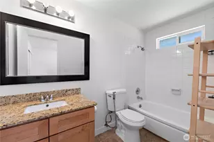 230 105th Ave SE, Bellevue, WA 98004 - Photo 12
