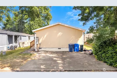 10511 137th Street E #16, Puyallup, WA 98374 - Photo 2
