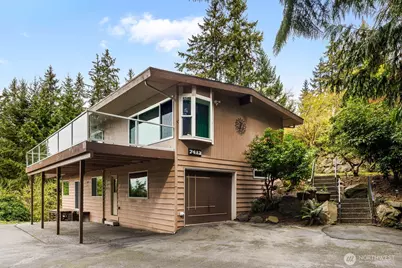 7413 Soundview Drive, Edmonds, WA 98026 - Photo 8