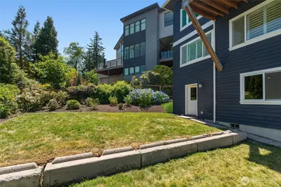 1124 Lake Washington Boulevard S, Seattle, WA 98144 - Photo 36