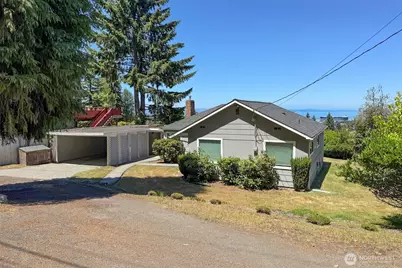 619 E Park Avenue, Port Angeles, WA 98362 - Photo 2
