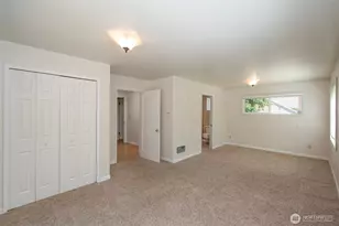 619 E Park Ave, Port Angeles, WA 98362 - Photo 22