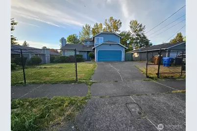 1327 S 88th Street, Tacoma, WA 98444 - Photo 2
