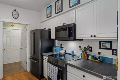2009 196th Street SE #E104, Bothell, WA 98012 - Photo 14