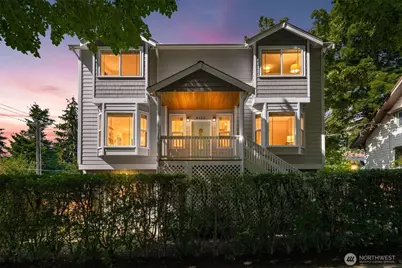 4122 SW Walker Street, Seattle, WA 98116 - Photo 1