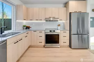 4411 S Holly St, Seattle, WA 98118 - Photo 6