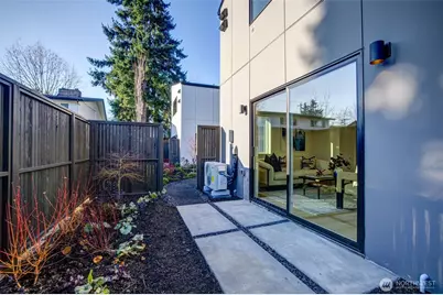 4411 S Holly Street, Seattle, WA 98118 - Photo 14