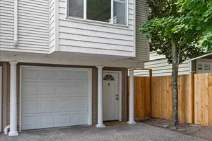 13716 Midvale Ave N, Seattle, WA 98133 - Photo 2