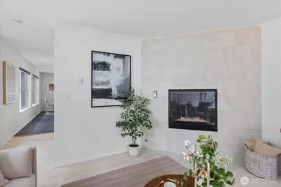13716 Midvale Avenue N #C, Seattle, WA 98133 - Photo 10