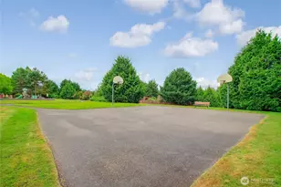 24240 SE 10th Pl, Sammamish, WA 98075 - Photo 28