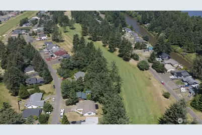 130 Octopus Avenue NE, Ocean Shores, WA 98569 - Photo 32