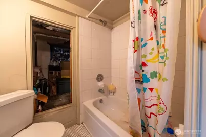 7945 9th Avenue SW, Seattle, WA 98106 - Photo 38