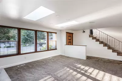 7102 48th Avenue E, Tacoma, WA 98443 - Photo 4