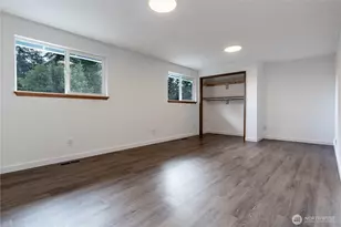 7102 48th Ave E, Tacoma, WA 98443 - Photo 10