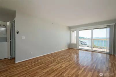 1199 SE 9th Avenue #304, Oak Harbor, WA 98277 - Photo 20