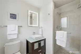 1220 NW 201st St, Shoreline, WA 98177 - Photo 14