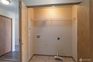 942 NE Cordero Pl, Oak Harbor, WA 98277 - Photo 16