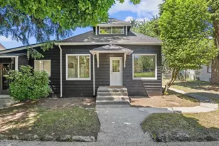 505 Burnett Ave S, Renton, WA 98057 - Photo 2