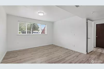 2233 184th Place SE, Bothell, WA 98012 - Photo 28