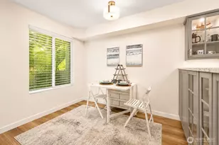 5501 Lakemont Blvd SE, Bellevue, WA 98006 - Photo 6