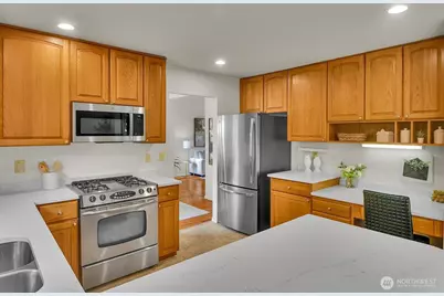 7619 NE 125th Street, Kirkland, WA 98034 - Photo 6