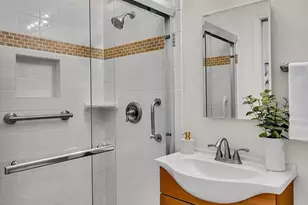 7619 NE 125th St, Kirkland, WA 98034 - Photo 12