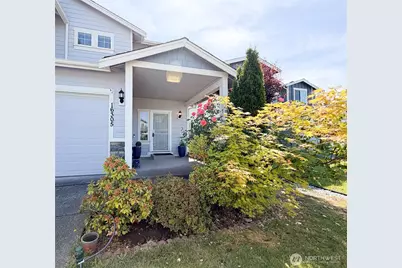 16305 25th Avenue Ct E, Tacoma, WA 98445 - Photo 2
