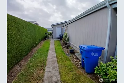9024 60th Avenue E #104, Puyallup, WA 98371 - Photo 26