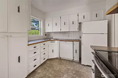 1010 N Union Avenue, Tacoma, WA 98406 - Photo 2