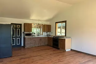 88 Little Bear Rd, Republic, WA 99166 - Photo 2