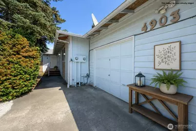 4903 88th Street NE #1, Marysville, WA 98270 - Photo 2
