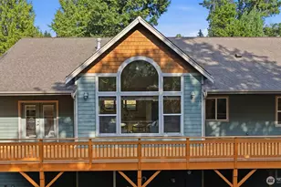 3903 Country Ln NW, Bremerton, WA 98312 - Photo 4