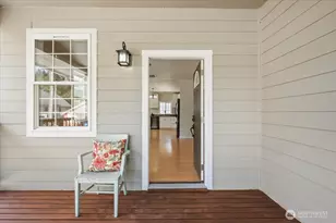 406 Long St, Wilkeson, WA 98396 - Photo 4