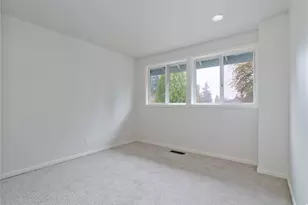 210 141st Ave NE, Bellevue, WA 98007 - Photo 22